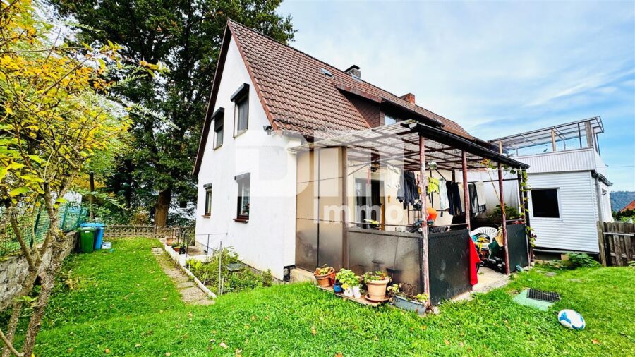 Schöne Doppelhaushälfte mit Gartenbereich, Terrasse und viel Platz für die Familie - IMG_4699